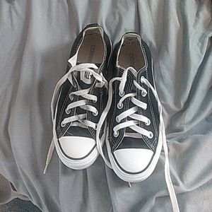 Black all star converse